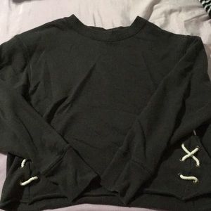 Grey Aerie cropped sweater